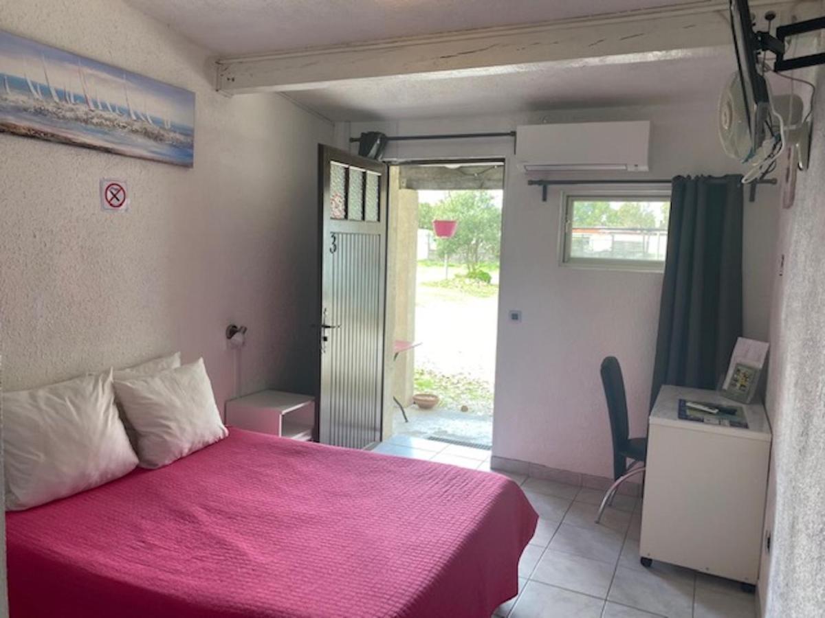 Logis Hotel La Chaumiere Marseillan  Exteriér fotografie