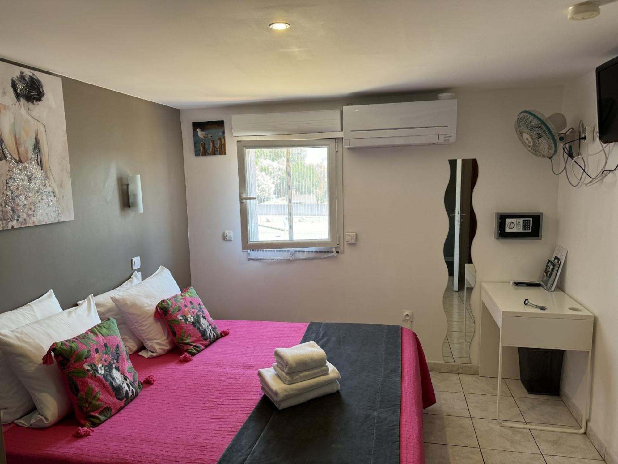 Logis Hotel La Chaumiere Marseillan  Exteriér fotografie